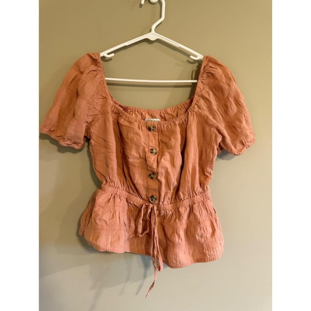 Paper Crane Pink Textured Button Front Peplum Blouse Square Neck‎ Short Sleeve M